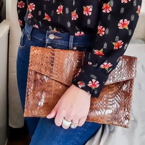 Faux snake skin clutch! 🐍